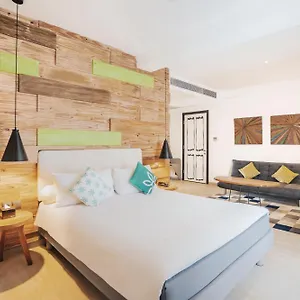 3* Hotel Kamaniiya Petitenget