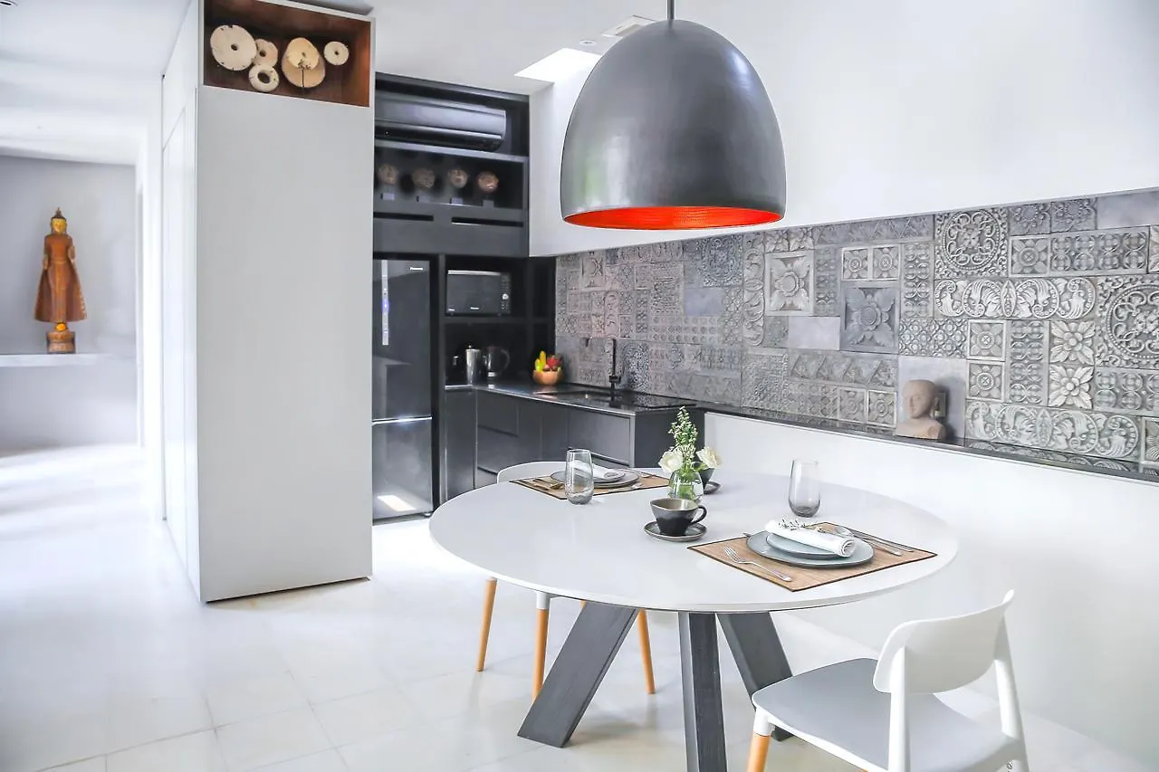 Villa 80361 Σεμινιάκ Ινδονησία